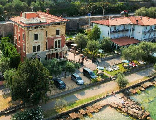 Hostal Villa Torre - Atmosfera Romantica