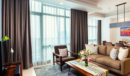 Three-bedroom Executive Serviced Apartment