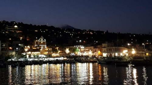 Corallo Holiday House Acitrezza