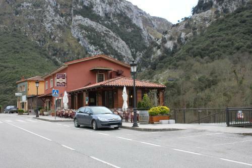 Hostal Monte Rio
