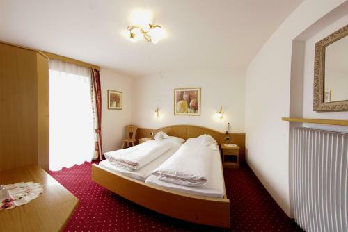 Bed & Breakfast Garni Crepaz