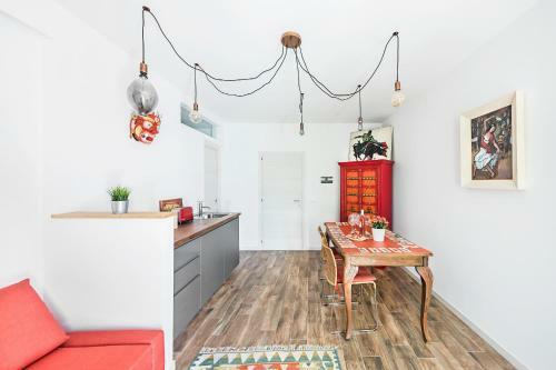 Marconi 2 Apartment By Wonderful Italy