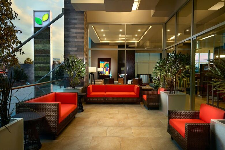 Hotel Courtyard By Marriott Queretaro