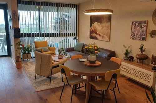 Caesarea Sea View Boutique Duplex