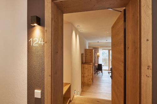 Mountain Hotel Mezd�