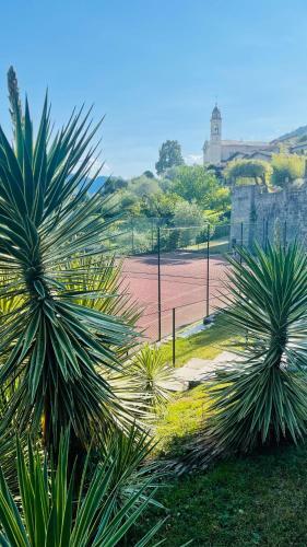 Vista Lago, Piscina E Campo Da Tennis