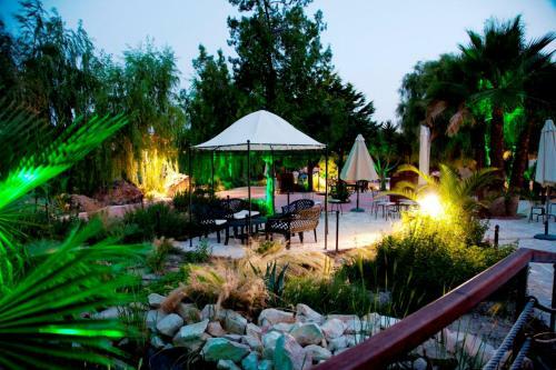Hostal Jardines De Casablanca