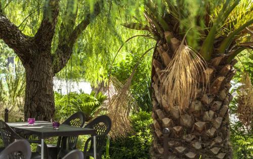 Hostal Jardines De Casablanca