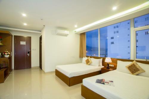 Golden Light Hotel