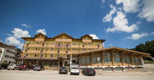 Hotel Caminetto Mountain Resort