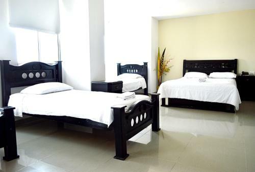 Hotel Intersuites