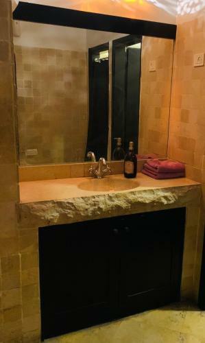 Apartamento La Guta Studio Suite The Campari Suite