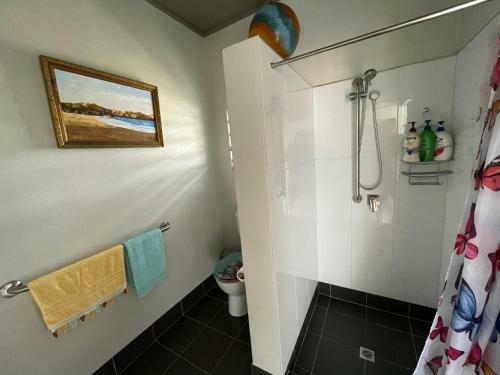 Hostal Riva-la-vista-cooktown