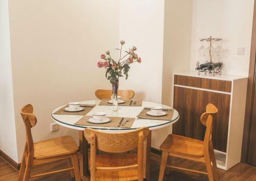 Homefromhome Skylake Serviced Apartment