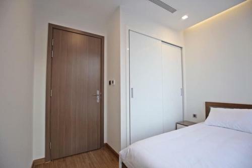 Homefromhome Metropolis Serviced Apartment