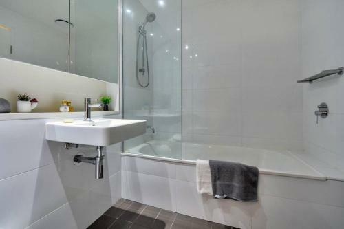 Darwin Waterfront Luxury Apartment