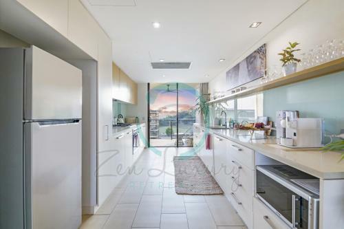 Zen Peninsula - Darwin's Prestigious Waterfront Retreat