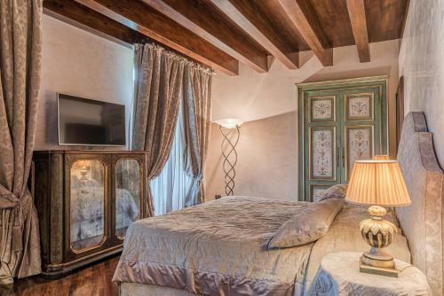 Hostal Bar Vitelli Charming Suites