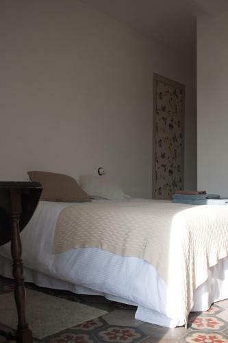 Hostal B&B Mermaid N 16/a