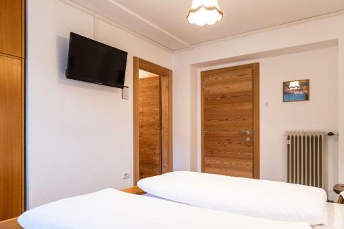 Bed & Breakfast Garni Juri