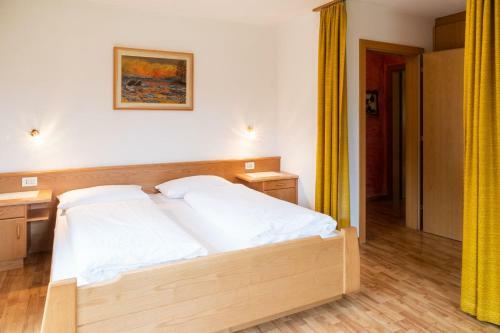 Bed & Breakfast Garni Juri
