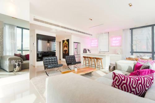 Apartamento 4 Bedroom Rotschild Tower