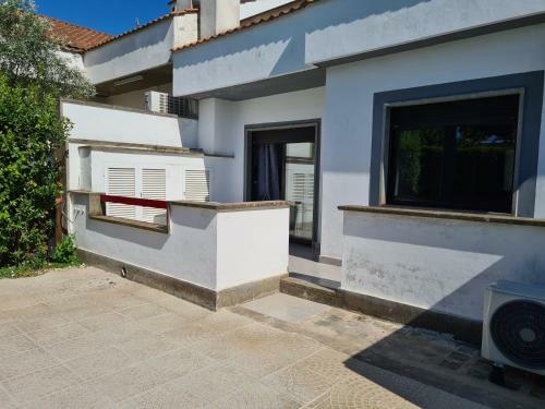 Villino Con Piscina Condominiale
