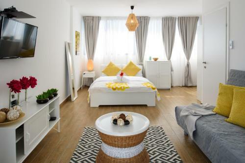 Center City Beach Apartment