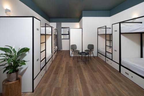 180 Boutique Hostel