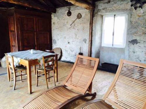 Apartment Madonna Del Sasso/piemont 22865