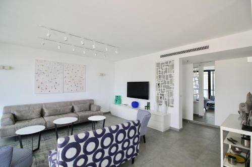 Apartamento Designed 2br In Florentine By Holyguest