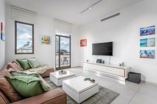 Apartamento Modern & Bright 3 Bdr Close To The Beach