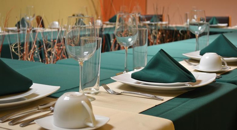 Hostalia Hotel Expo & Business Class