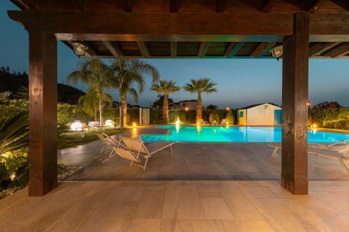 Superior Sicily Villa