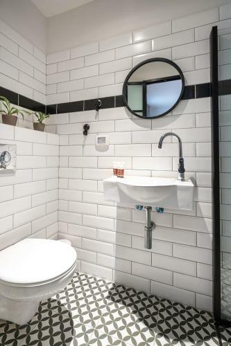 The Square - By Beach Apartments Tlv