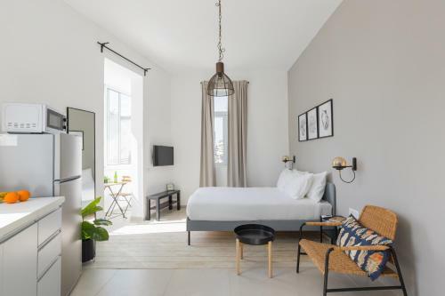 Apartamento Carmel Market Designed Studio With Balcony