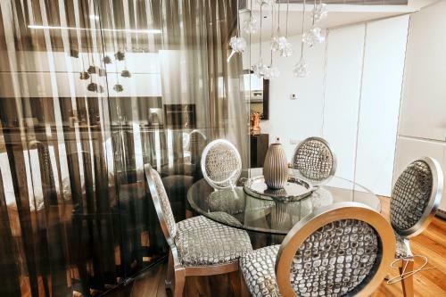 Sea&sun Stunning Beach Front Apartment