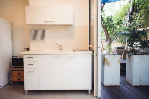 Dizi 242 - By Beach Apartments Tlv