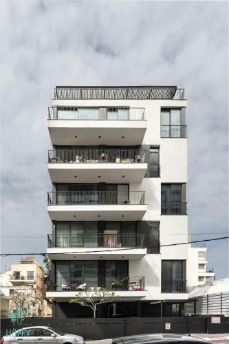 Neat Design Apartments By Homy