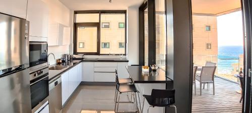 Apartamento Apt Diamant 2br Hayarkon St Tl63