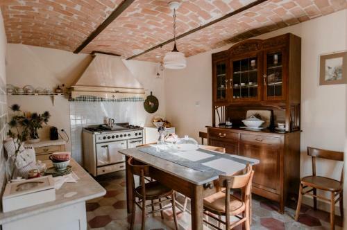 La Corte Di Lu