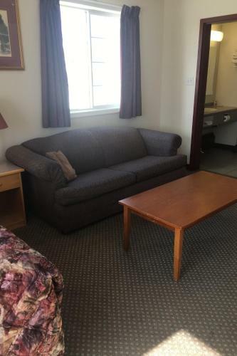 Hotel Almada Inn