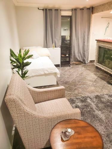 Hostal Private Room In Residential Home '2'