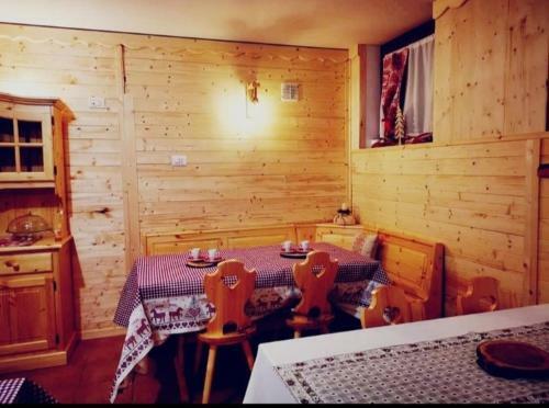Aparthotel Strembo