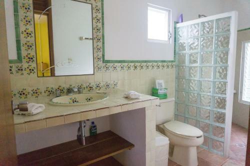Hotel Sea Hawk Suites
