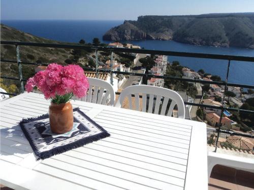 Holiday Home Passatge Garbinell