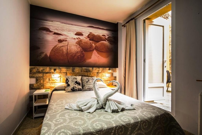 Hostal Escala Luna