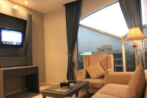 Business Inn Tahlia Hotel