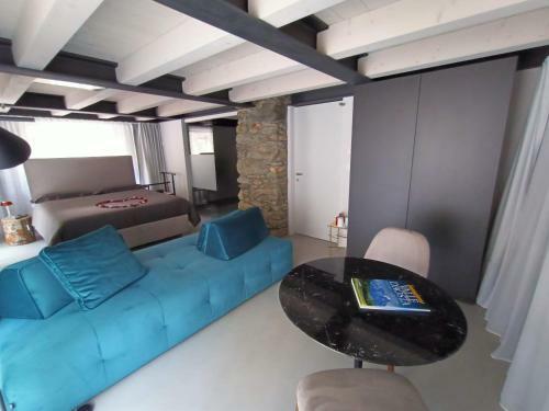 Hostal V&v Rentroom Design