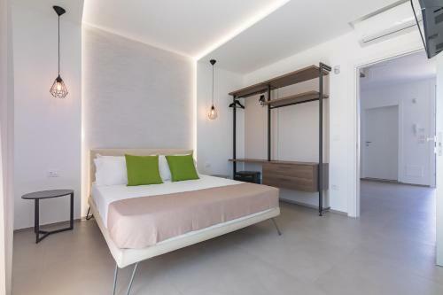 Hostal Horizon Rooms